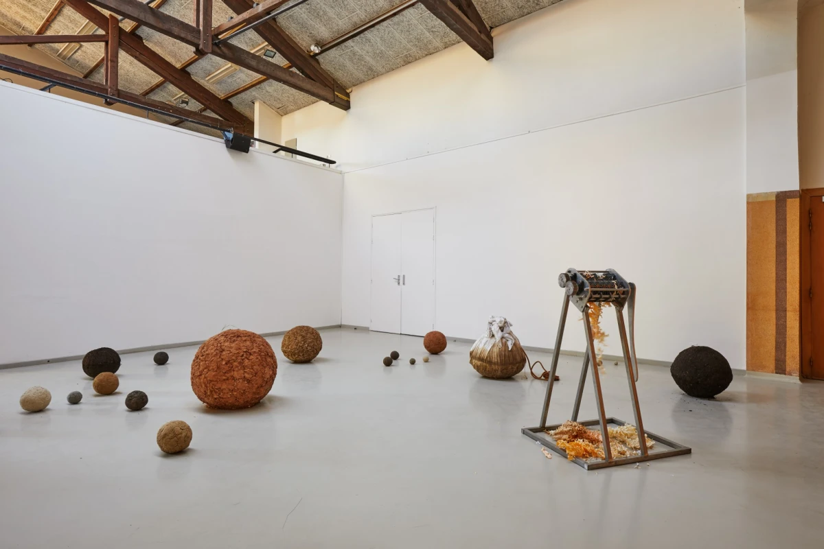 Marie Ilse Bourlanges & Elena Khurtova, <em>Displace</em>, 2020. © Photo : JC Lett