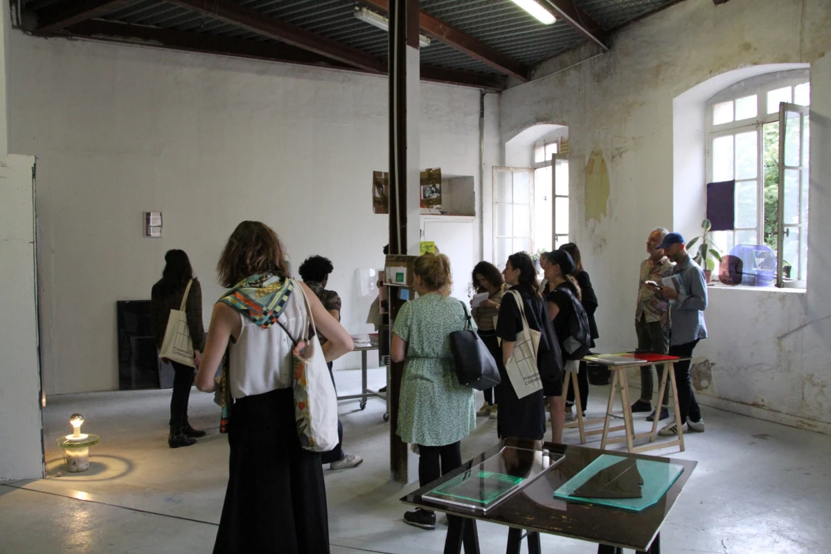 Portes ouvertes des Ateliers Lorette en 2023, programmation proposée par Triangle – Astérides, avec Basile Ghosn, Samir Laghouati-Rashwan, Manoela Medeiros, Eva Medin et Hanna Rochereau, le 5 mai 2023 de 14h à 18h, 1 place Lorette, 13002 Marseille.