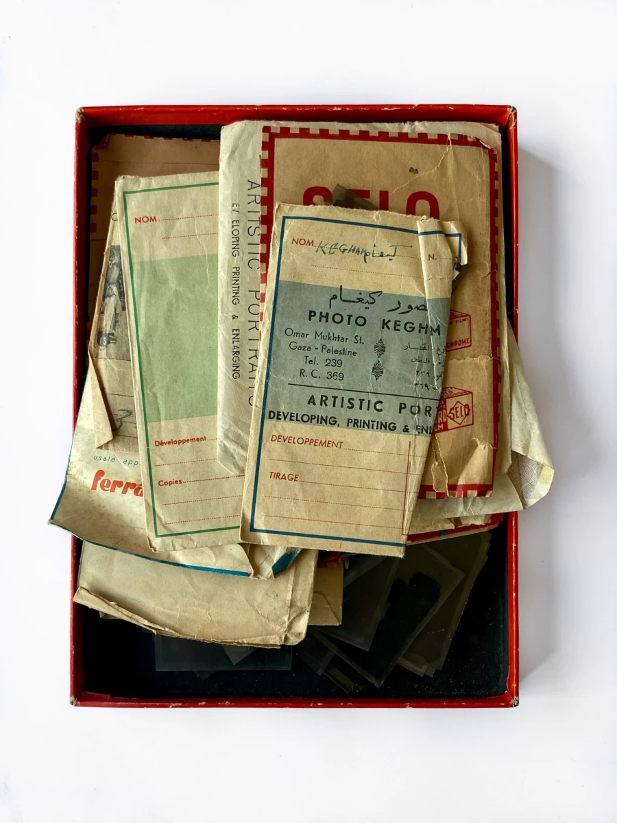 3.-la-boite-ouverte-2018-par-kegham-djeghalian-jr