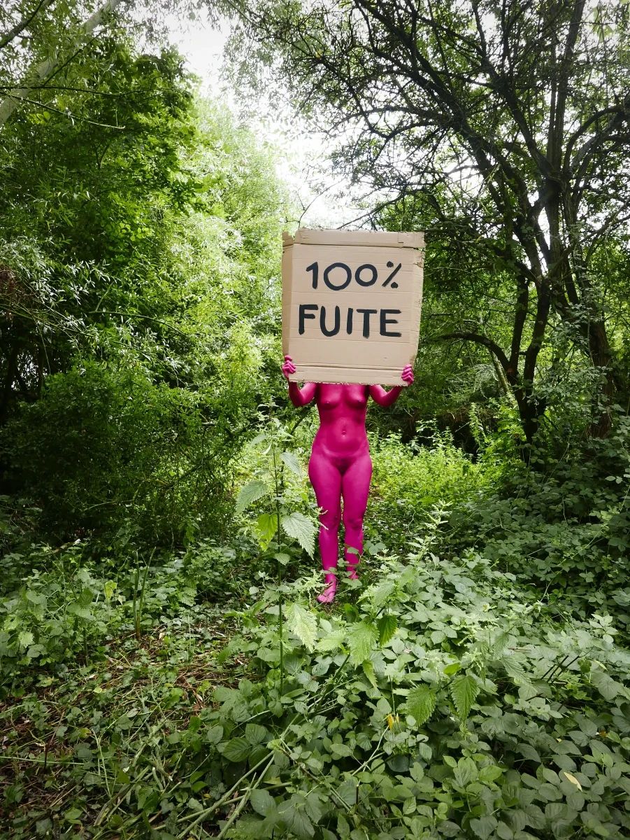 100% fuite, Soldes Almanach #10, 2026, ©Marc Borgers et Céline Ahond