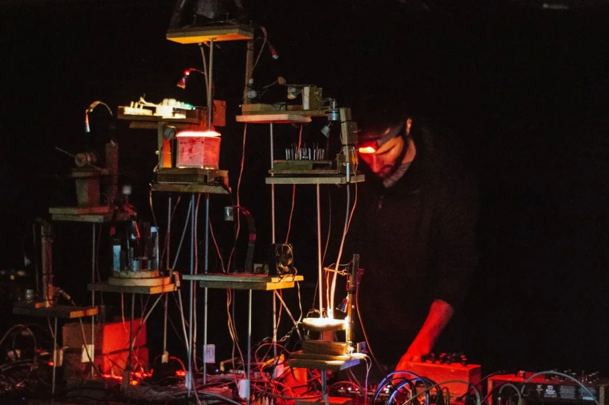 Thomas Pailharey, concert Tout est cassé