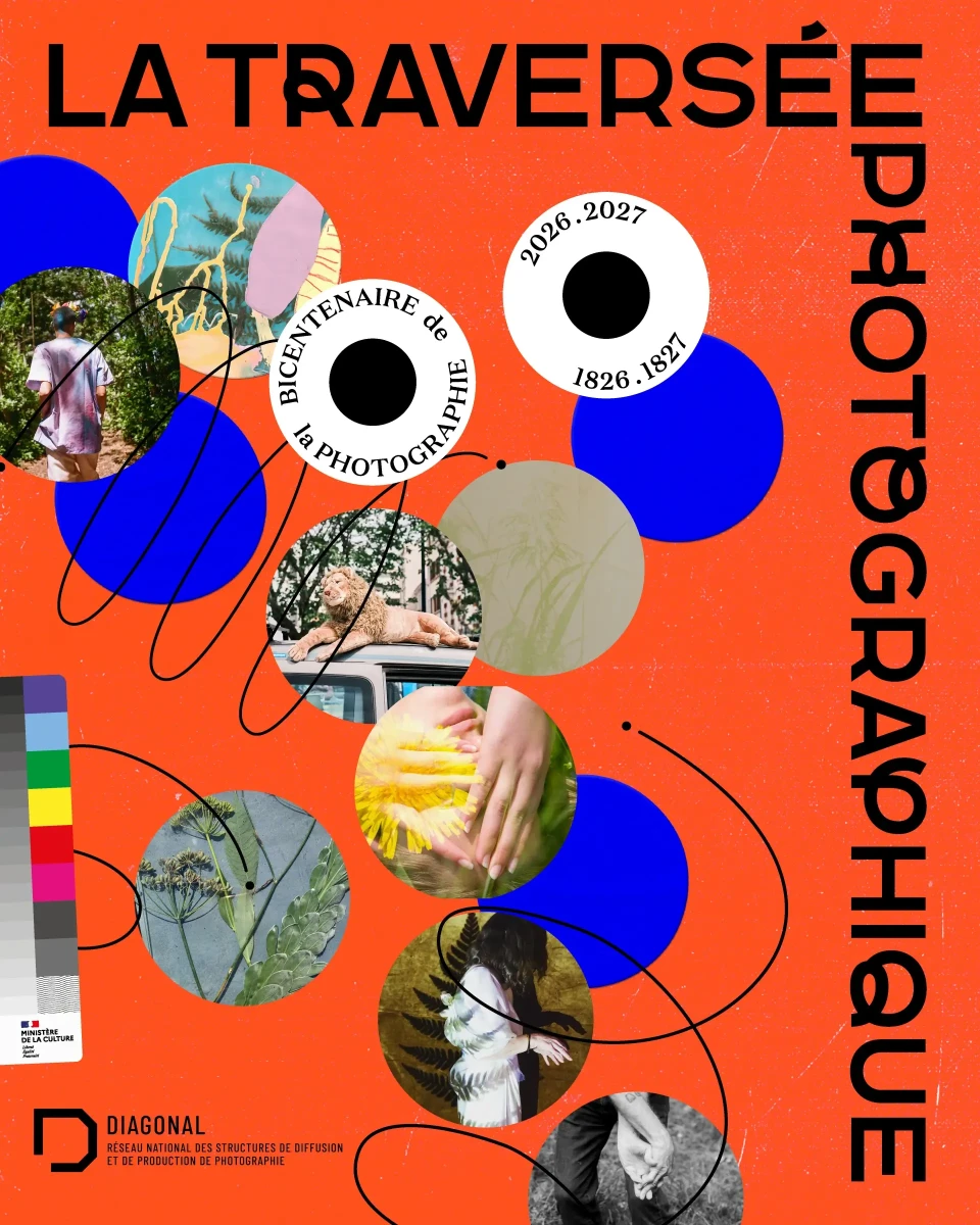 Affiche La Traversée photographique, un programme national développépar le réseau Diagonal © Juliette Gabolde. Photographies produites dans lecadre du programme Entre les images, développé par le réseau Diagonal.