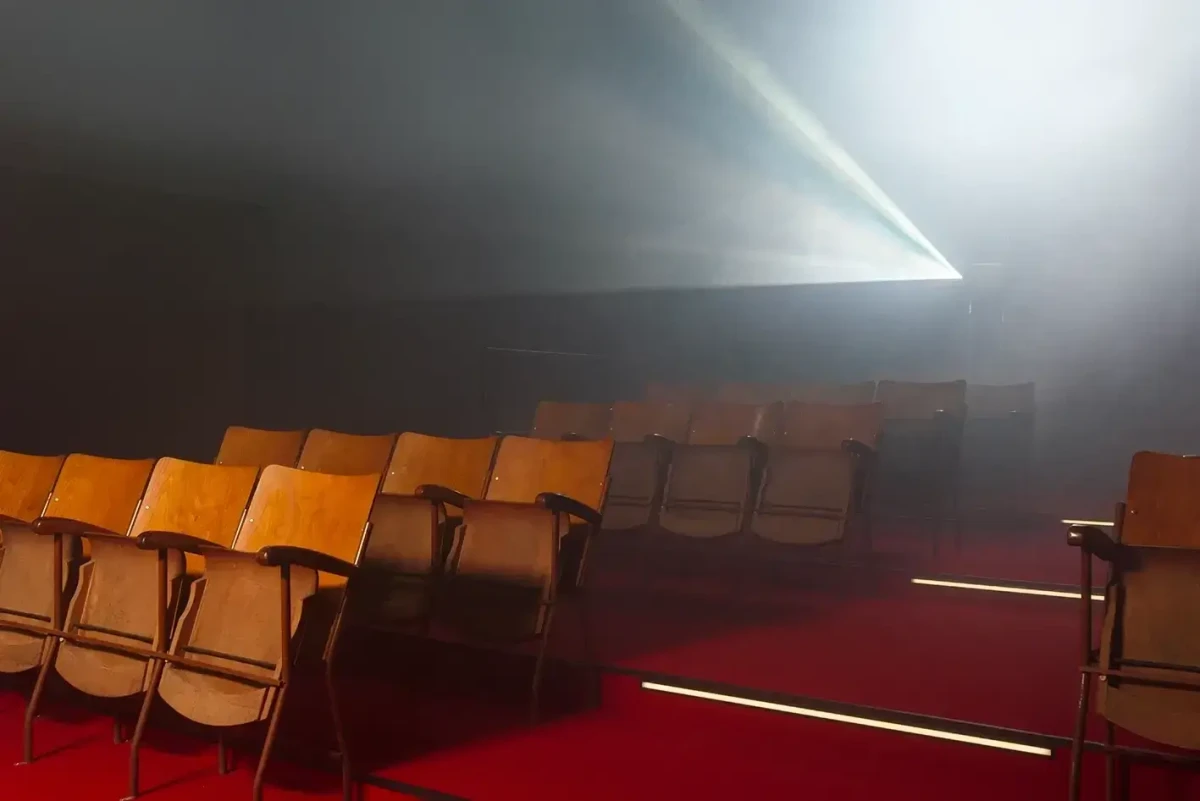 zineb-sedira-dreams-have-no-titles-23.01.2022-photo-by-thierry-bal-bd-2000x2000-q90