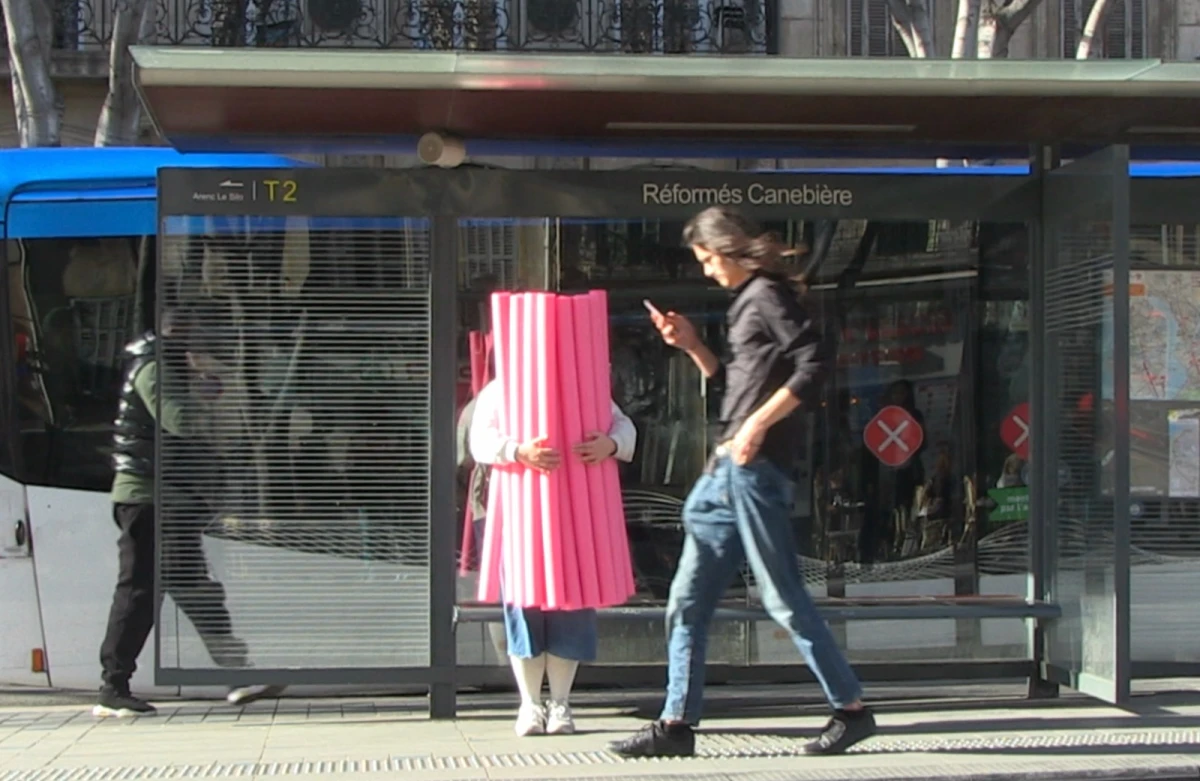 Geun Young Hwang, <em>ici</em> - performance, 2023