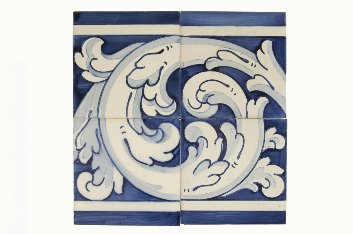 Azulejos de faïence, Portugal, XXe siècle Collection d’ethnologie d’Europe, Muséum national d’histoire naturelle, en dépôt au Mucem © MNHN, photo Mucem