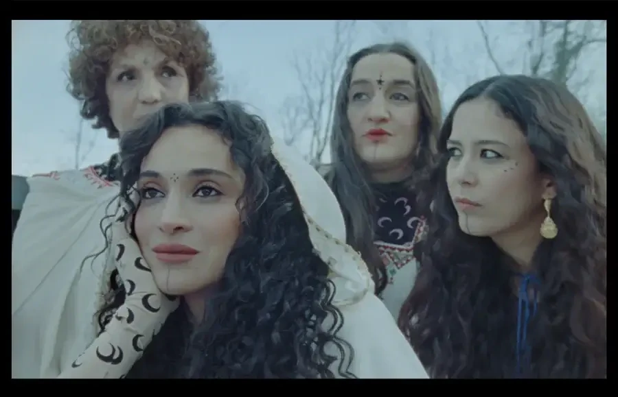 Camélia Jordana © Mica Albanese