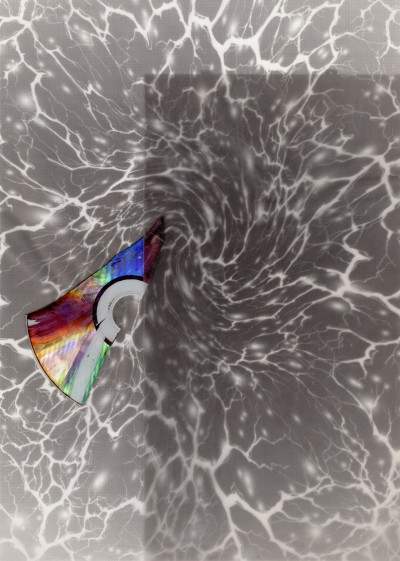 Betwixt, trame manga, éclat de DVD, filtre polariseur scannés, 2025.