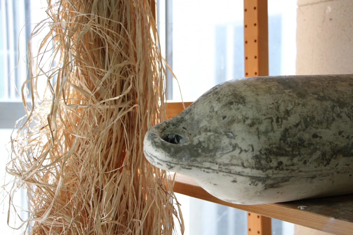 Vue de l’atelier de Dominique White, 2020.