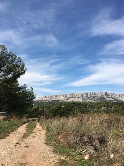 domaine-du-defend-sainte-victoire-rousset-photo-aude-halbert