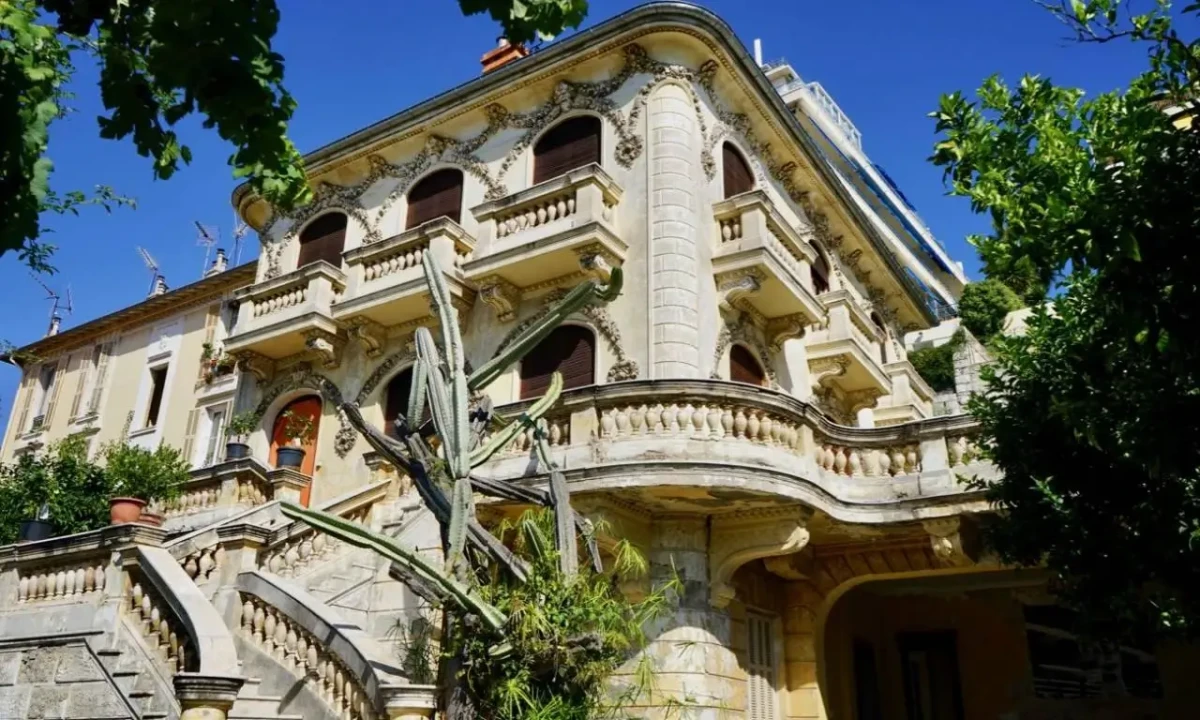 la-maison-abandonnee-villa-cameline_art-contemporain-nice_love-spots_0-1280x768